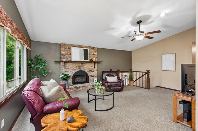 7160 Creekwood Lane, Prior Lake, MN 55372