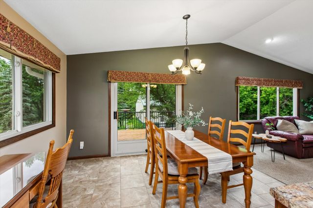 7160 Creekwood Lane, Prior Lake, MN 55372