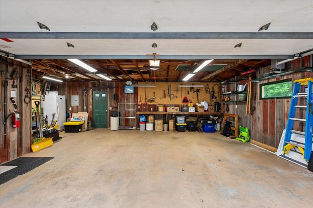 7160 Creekwood Lane, Prior Lake, MN 55372