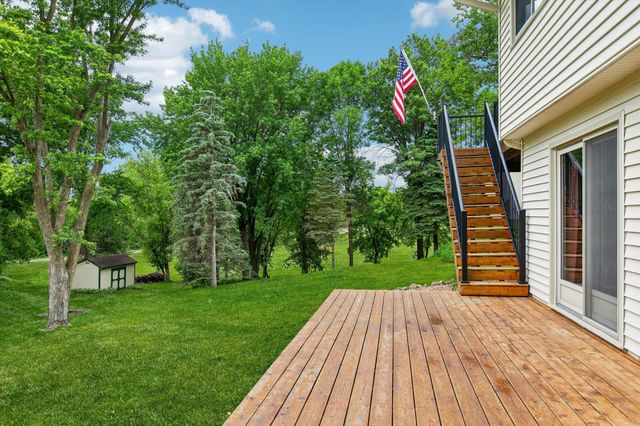 7160 Creekwood Lane, Prior Lake, MN 55372