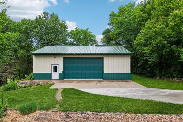 7160 Creekwood Lane, Prior Lake, MN 55372