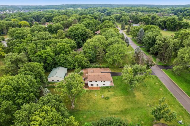 7160 Creekwood Lane, Prior Lake, MN 55372