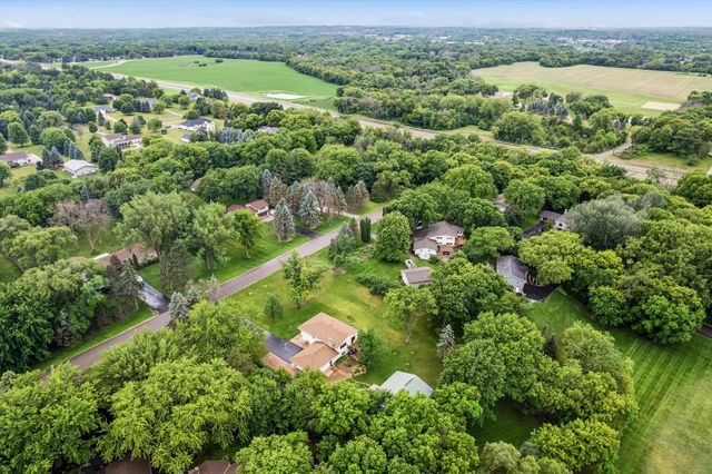 7160 Creekwood Lane, Prior Lake, MN 55372