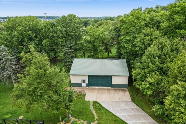 7160 Creekwood Lane, Prior Lake, MN 55372