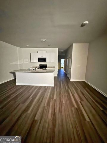 108 Red Oak Trail NW, Milledgeville, GA 31061