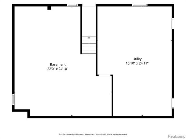 15641 Common Road, Roseville, MI 48066