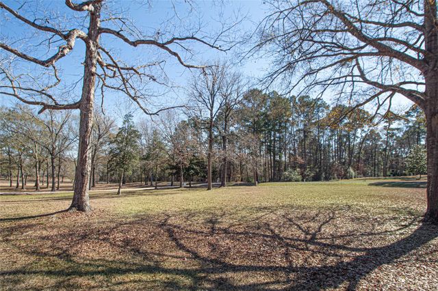 235 Hubert Lane, Livingston, TX 77351