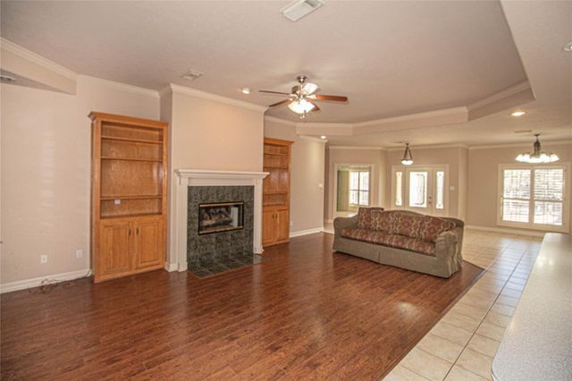 235 Hubert Lane, Livingston, TX 77351