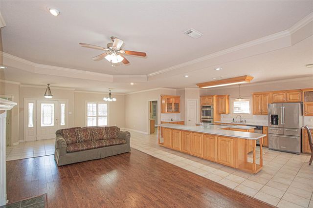 235 Hubert Lane, Livingston, TX 77351