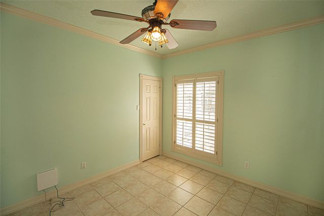 235 Hubert Lane, Livingston, TX 77351