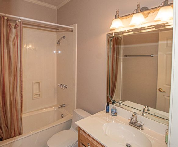 235 Hubert Lane, Livingston, TX 77351