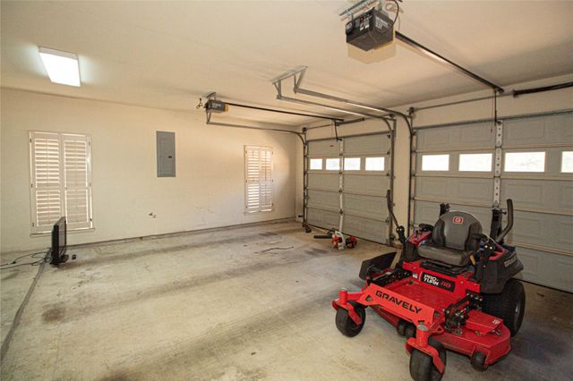 235 Hubert Lane, Livingston, TX 77351