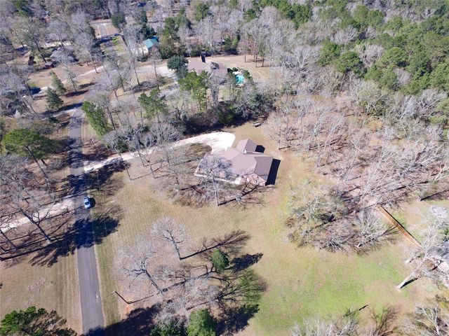 235 Hubert Lane, Livingston, TX 77351