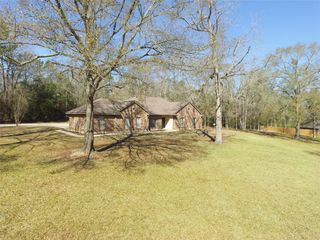 235 Hubert Lane, Livingston, TX 77351