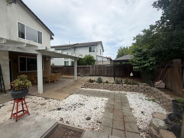 8953 Forked Creek Way, Elk Grove, CA 95758