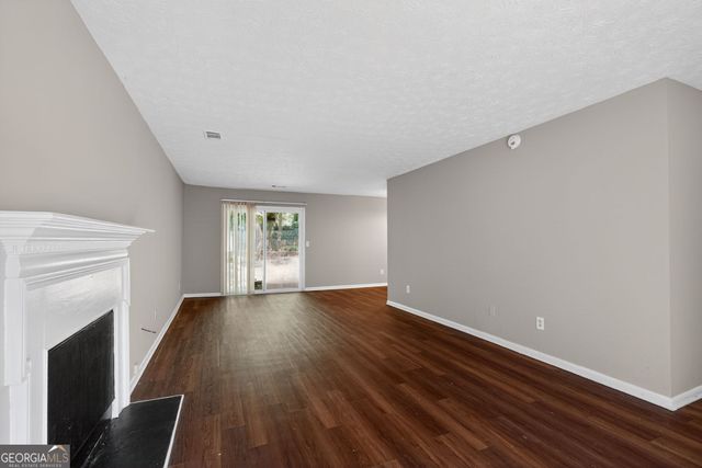 814 Hemingway Road, Stone Mountain, GA 30088