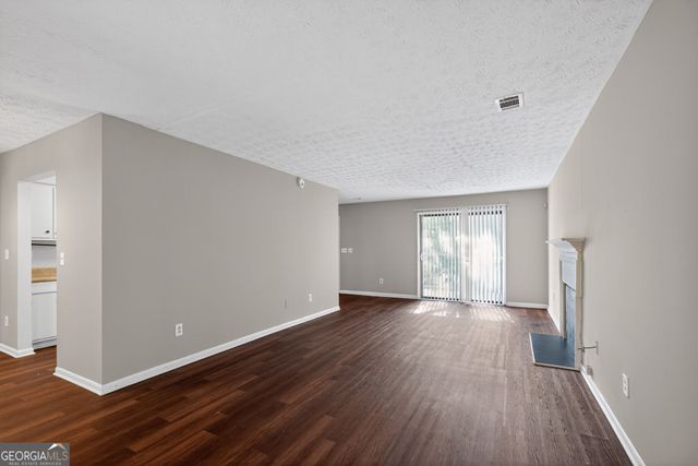 814 Hemingway Road, Stone Mountain, GA 30088