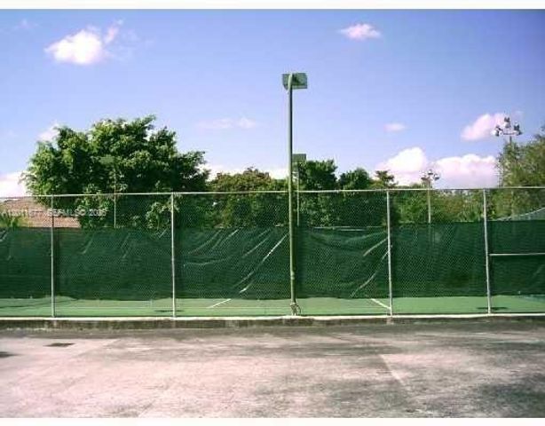 9490 SW 77th Ave N6, Miami, FL 33156