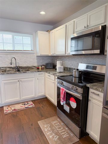 2527 Talco Drive, Dallas, TX 75241