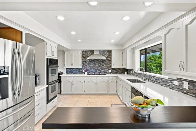1019 Riverview Drive, Fallbrook, CA 92028