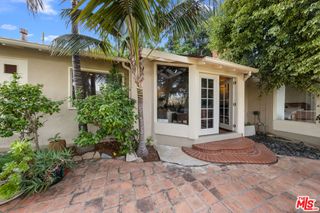 2280 Mountain Oak Drive, Los Angeles, CA 90068