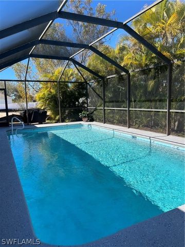 1805 NW 17th TER, Cape Coral, FL 33993