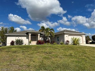 1805 NW 17th TER, Cape Coral, FL 33993