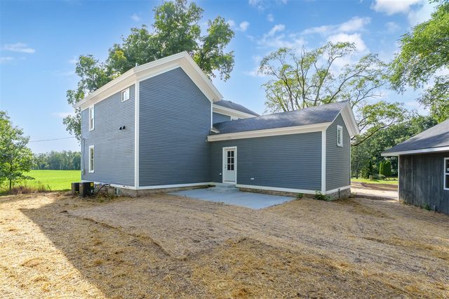 135 Golf View Drive, Plainwell, MI 49080