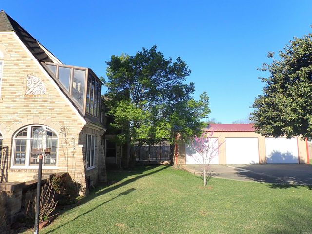 529 S 9th Street, Arkadelphia, AR 71923