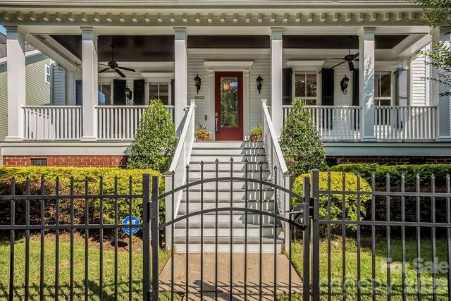 10022 Triple Oak Road, Charlotte, NC 28277