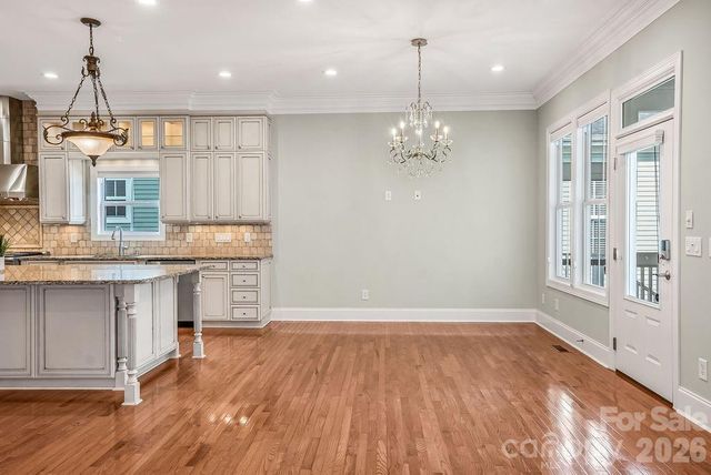 10022 Triple Oak Road, Charlotte, NC 28277