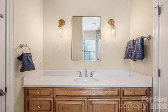 10022 Triple Oak Road, Charlotte, NC 28277