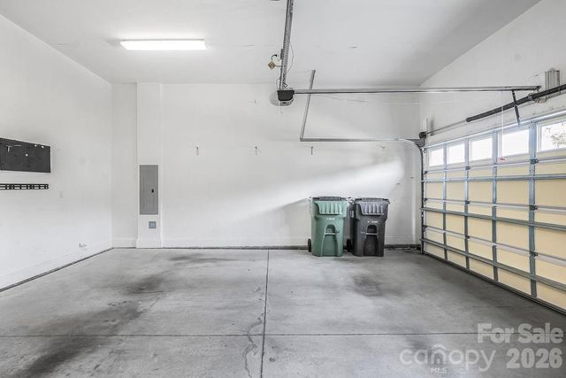 10022 Triple Oak Road, Charlotte, NC 28277