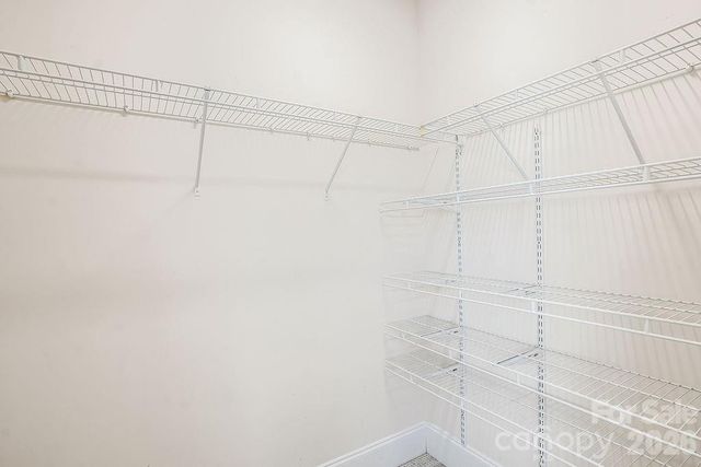 10022 Triple Oak Road, Charlotte, NC 28277