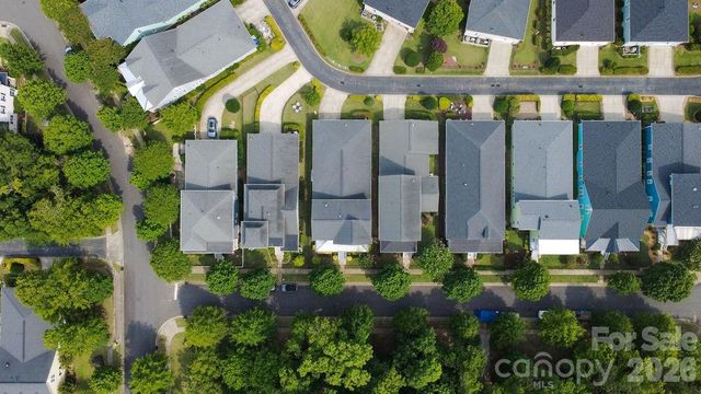 10022 Triple Oak Road, Charlotte, NC 28277