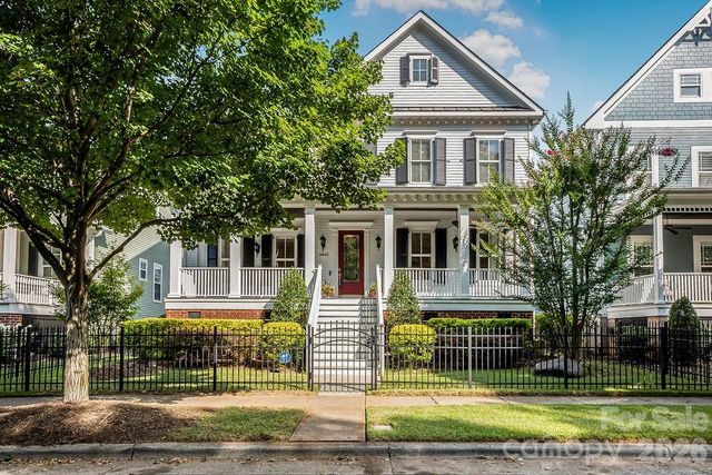 10022 Triple Oak Road, Charlotte, NC 28277