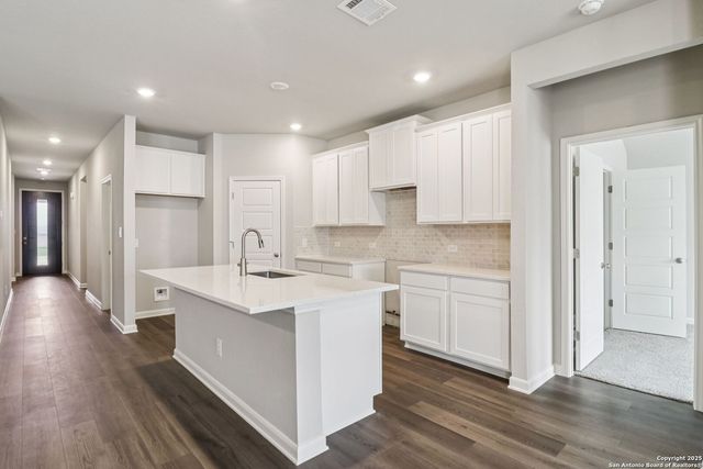 9923 Medicine Hat, San Antonio, TX 78254