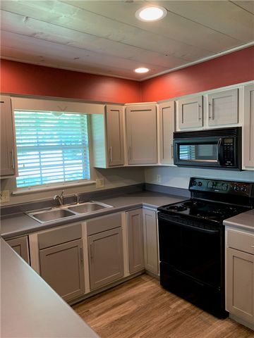 461 Garrett Street C, Siloam Springs, AR 72761