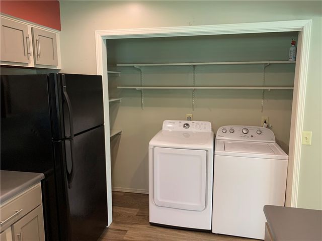 461 Garrett Street C, Siloam Springs, AR 72761