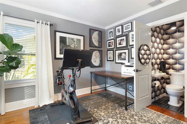 1101 CRESCENT LAKE DRIVE N, St Petersburg, FL 33701