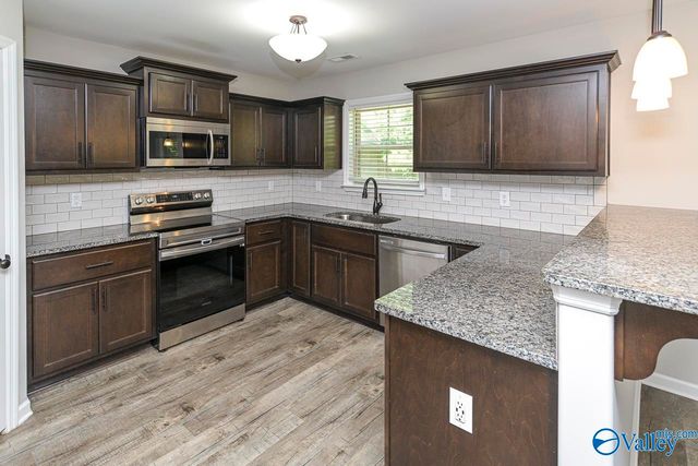 119 Wyatt Circle, Owens Cross Roads, AL 35763
