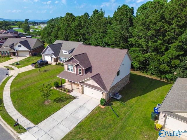 119 Wyatt Circle, Owens Cross Roads, AL 35763