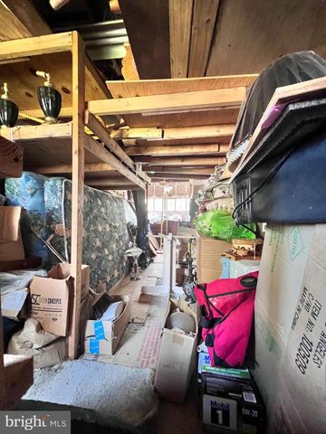 1457 MARLYNS LN, North Wales, PA 19454