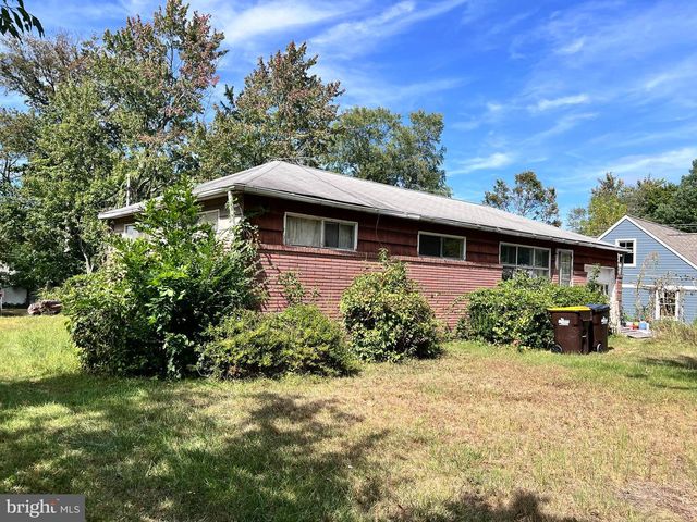 1457 MARLYNS LN, North Wales, PA 19454