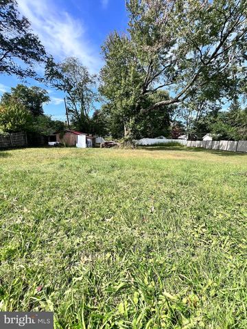 1457 MARLYNS LN, North Wales, PA 19454