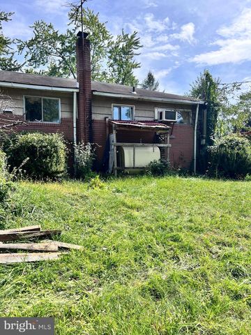 1457 MARLYNS LN, North Wales, PA 19454