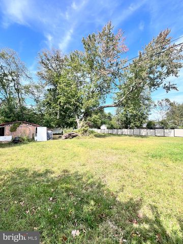 1457 MARLYNS LN, North Wales, PA 19454