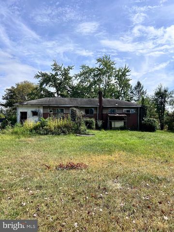 1457 MARLYNS LN, North Wales, PA 19454