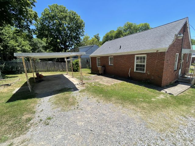 1511 McGavock Pike, Nashville, TN 37216