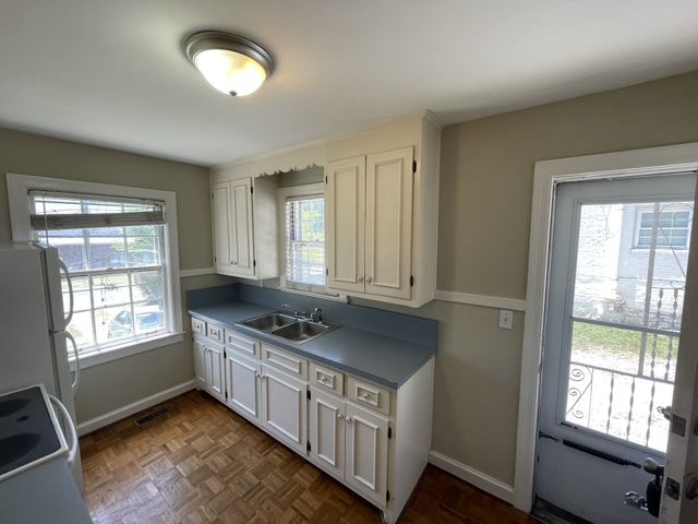 1511 McGavock Pike, Nashville, TN 37216